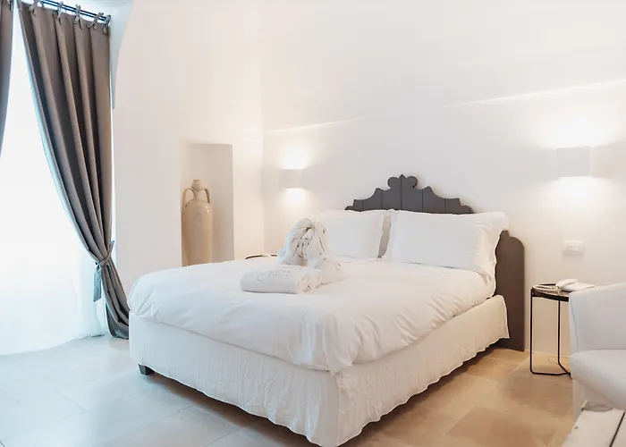 Giovi Relais 4* ポリニャーノ・ア・マーレ