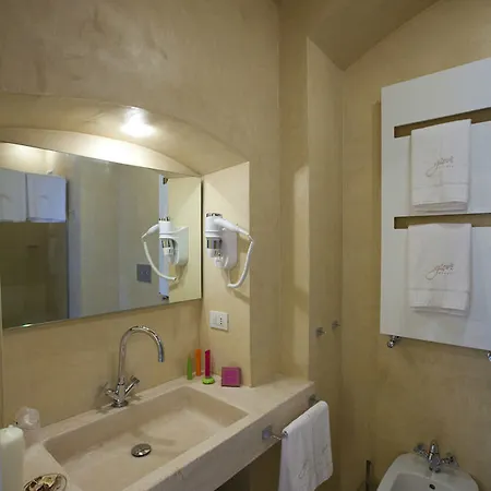 Giovi Relais 4*